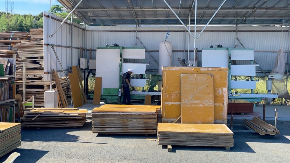 資材センターでのお仕事風景