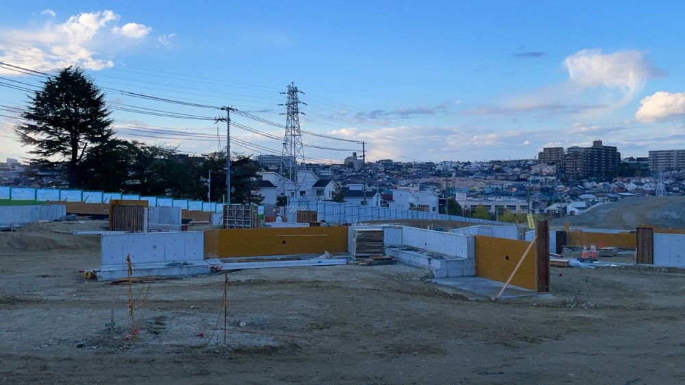 型枠施工の現場から-明石市内造成工事現場