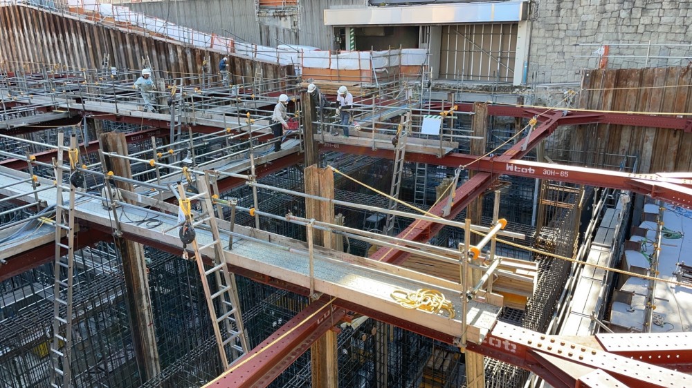 型枠施工現場写真_神戸市中央区施設建設